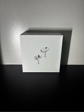 Apple AirPods Pro (White) - Boxed Earbuds
